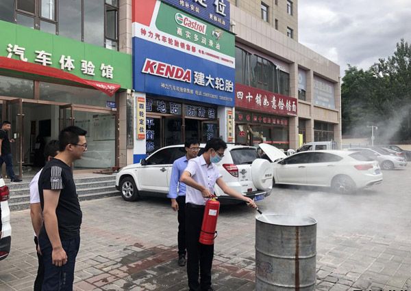 泓源新能源公司、出租車公司聯(lián)合開展消防安全演練(圖3)