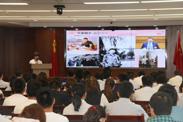 泓源公司黨委舉辦“培育泓源精神，勇?lián)鷩笫姑敝黝}演講比賽(圖4)