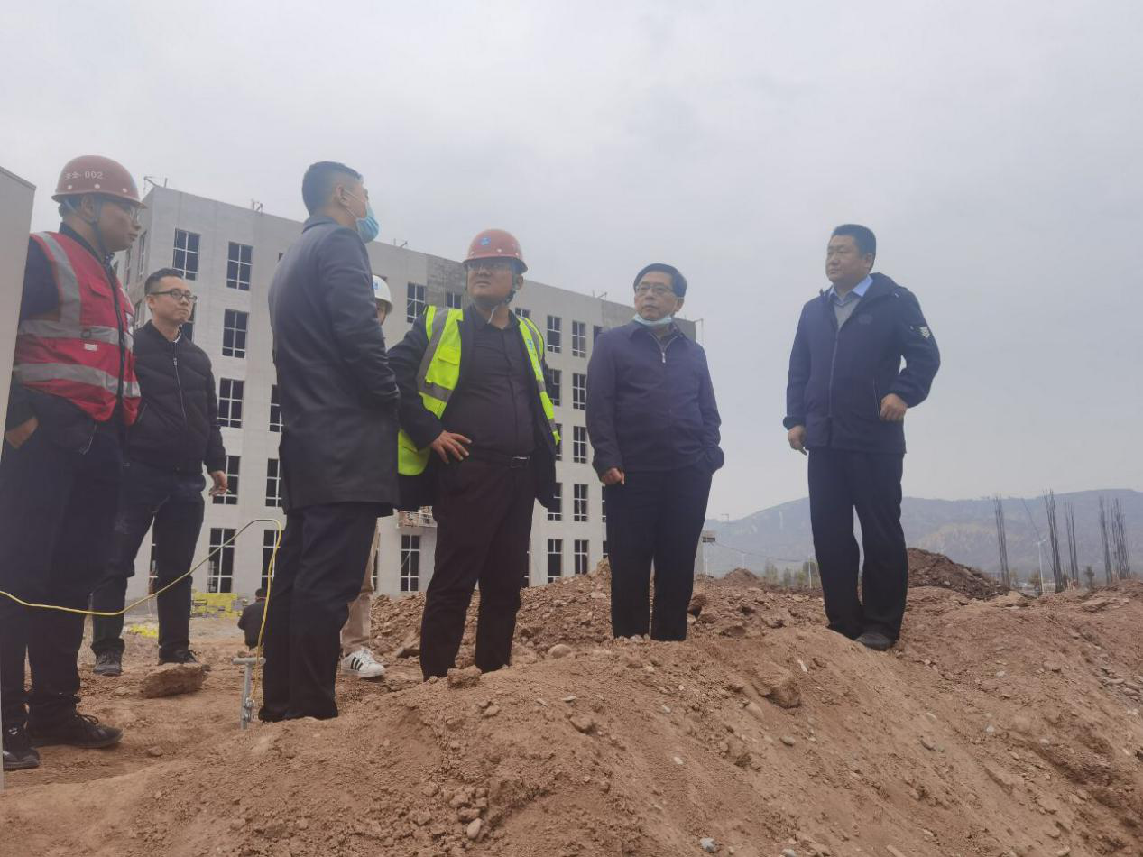 省特檢院對(duì)供熱三期供熱管道進(jìn)行專項(xiàng)檢查(圖2) 省特檢院對(duì)供熱三期供熱管道進(jìn)行專項(xiàng)檢查(圖2)