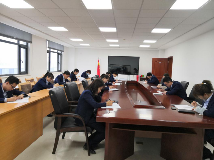 法律事務(wù)部組織開展法務(wù)管理員基礎(chǔ)法律知識(shí)測(cè)試(圖1) 法律事務(wù)部組織開展法務(wù)管理員基礎(chǔ)法律知識(shí)測(cè)試(圖1)