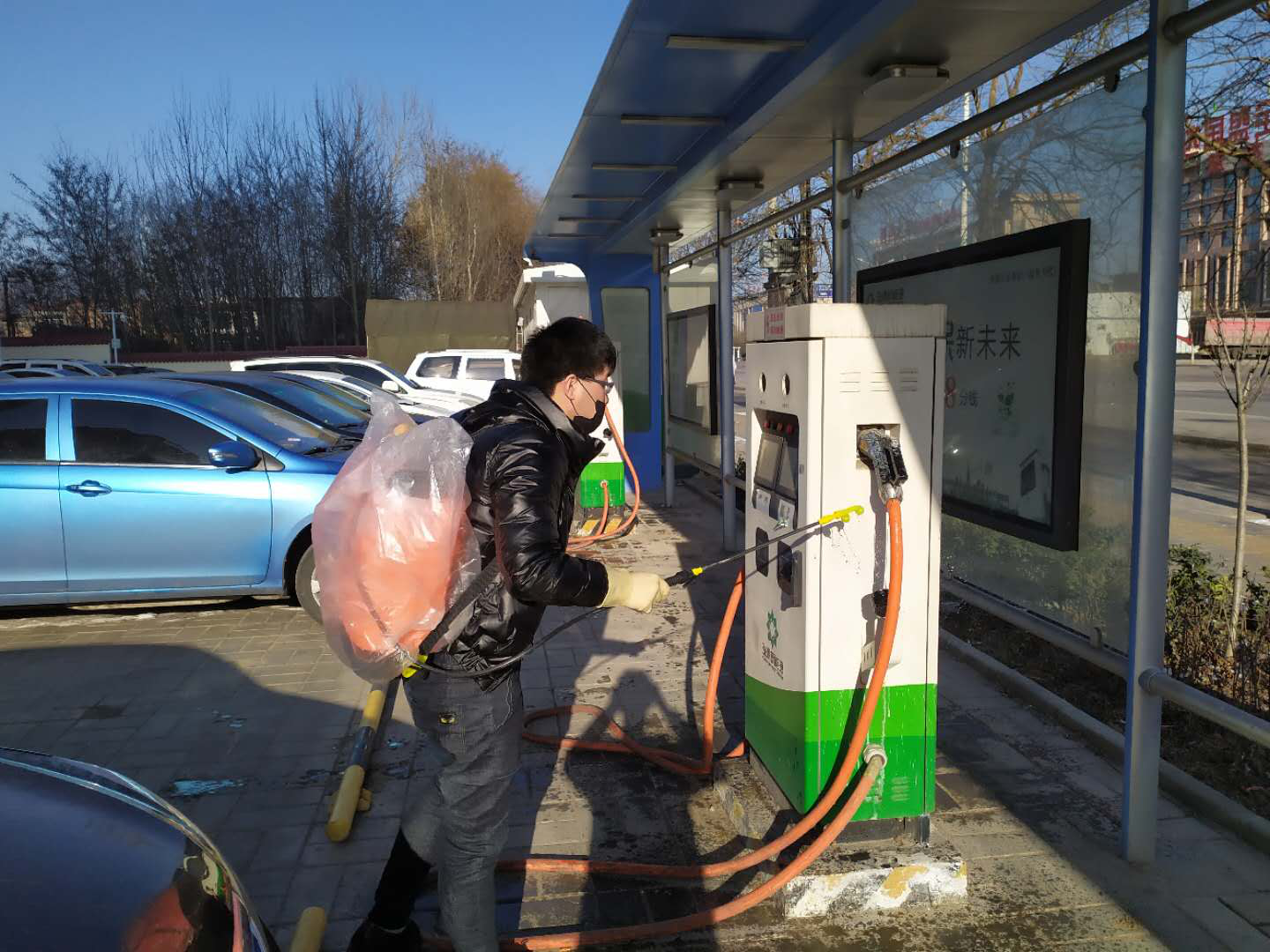 疫情就是命令 防控就是責(zé)任 新能源公司認(rèn)真落實《平?jīng)鲢赐顿Y公司新型冠狀病毒感染的肺炎疫情防控工作方案》(圖2) 疫情就是命令 防控就是責(zé)任 新能源公司認(rèn)真落實《平?jīng)鲢赐顿Y公司新型冠狀病毒感染的肺炎疫情防控工作方案》(圖2)