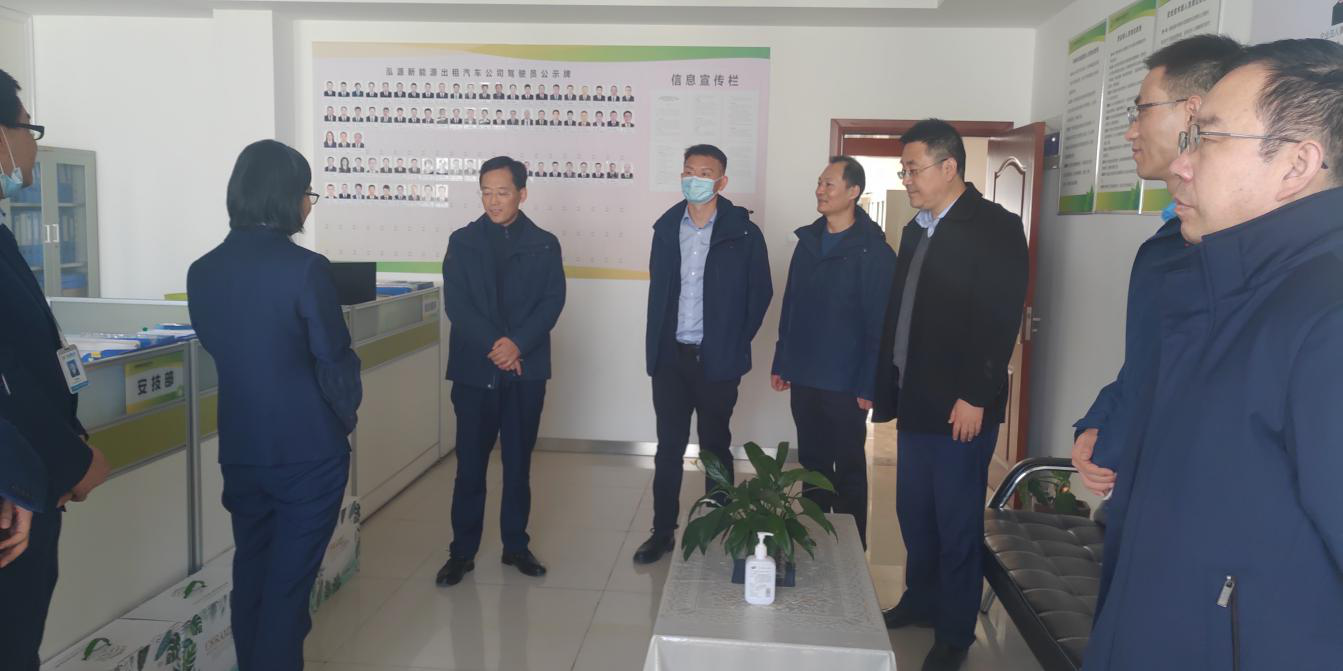 泓源公司開(kāi)展春節(jié)慰問(wèn)一線(xiàn)職工活動(dòng)(圖3) 泓源公司開(kāi)展春節(jié)慰問(wèn)一線(xiàn)職工活動(dòng)(圖3)