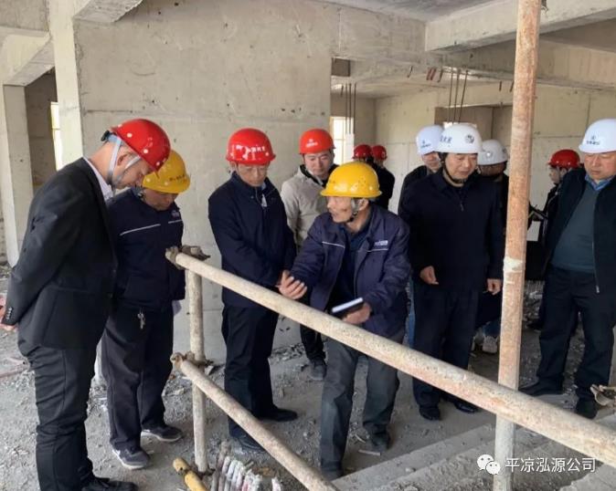 市應(yīng)急管理局檢查泓源公司在建項目安全生產(chǎn)工作(圖2) 市應(yīng)急管理局檢查泓源公司在建項目安全生產(chǎn)工作(圖2)