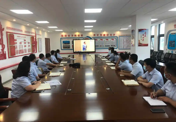 泓源公司員工綜合素質(zhì)提升系列培訓(xùn)正式啟動(dòng)(圖2) 泓源公司員工綜合素質(zhì)提升系列培訓(xùn)正式啟動(dòng)(圖2)